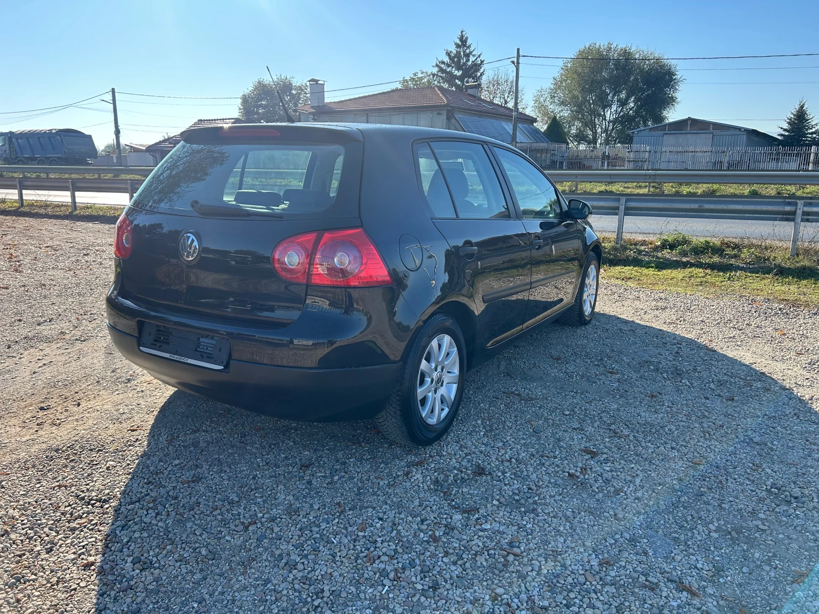 VW Golf 1.9TDI 105k.c. 6 скорости - изображение 7