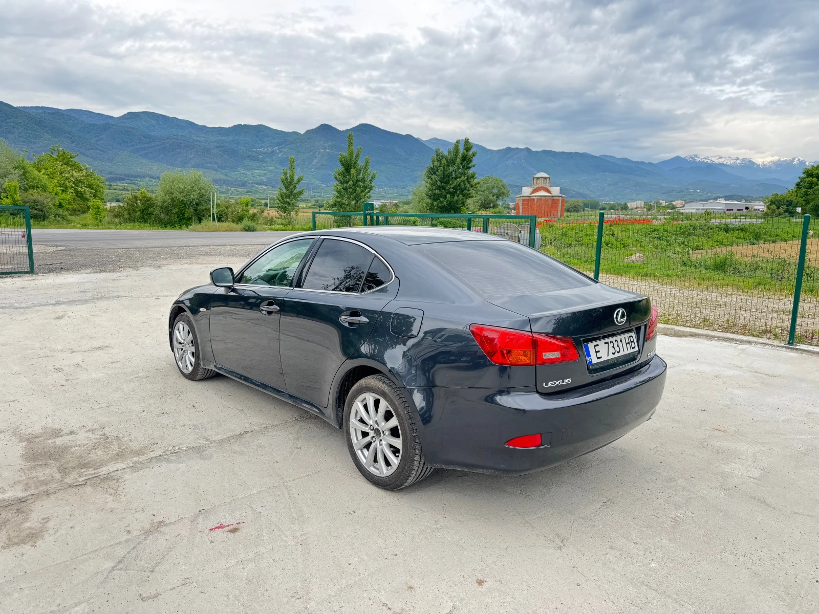 Lexus IS 220d  - изображение 4