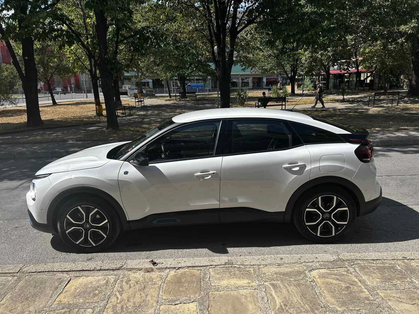 Citroen C4 eC4 - изображение 2
