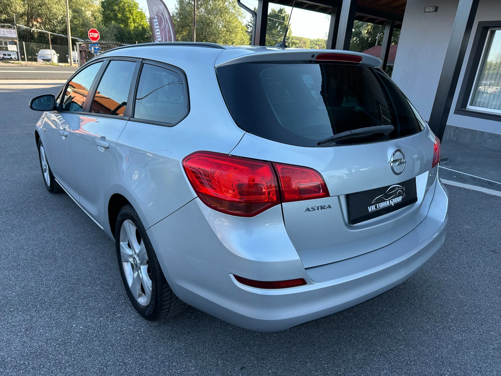 Opel Astra 1.7 CDTI НОВ ВНОС - изображение 4