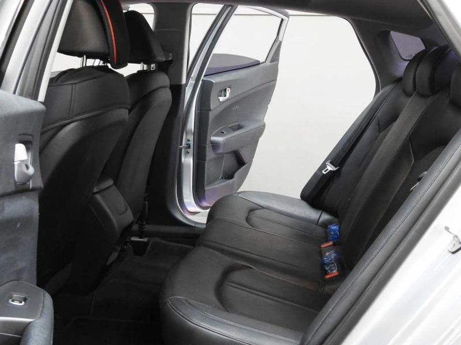 Kia K5 LPG - изображение 9