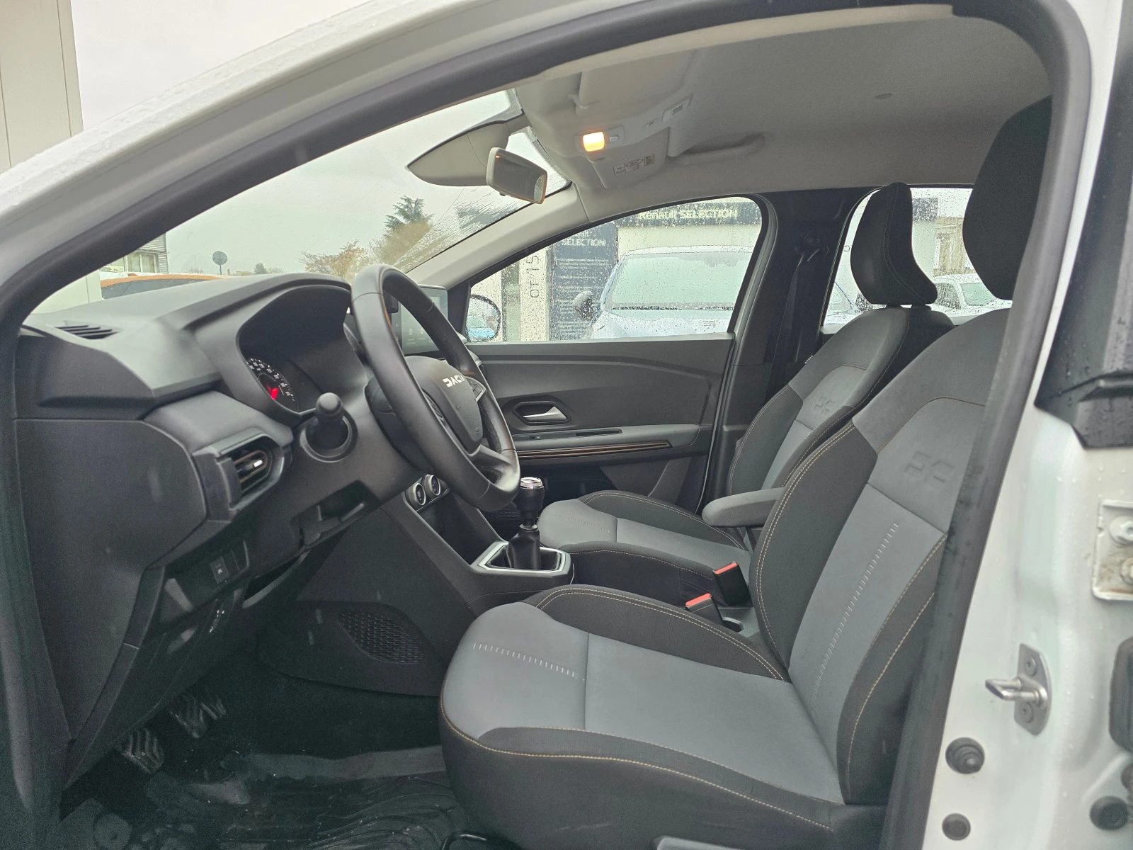 Dacia Sandero Stepway 1.0 Tce/LPG - изображение 6