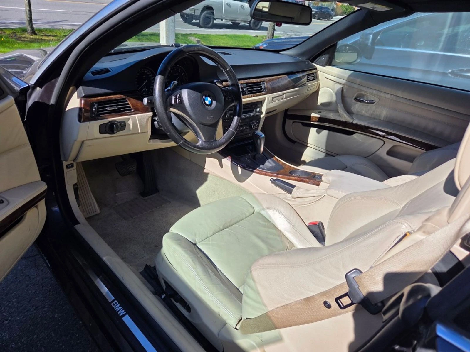 BMW 335 С РЕГИСТРАЦИЯ & АВТО КРЕДИТ, снимка 6 - Автомобили и джипове - 53949807