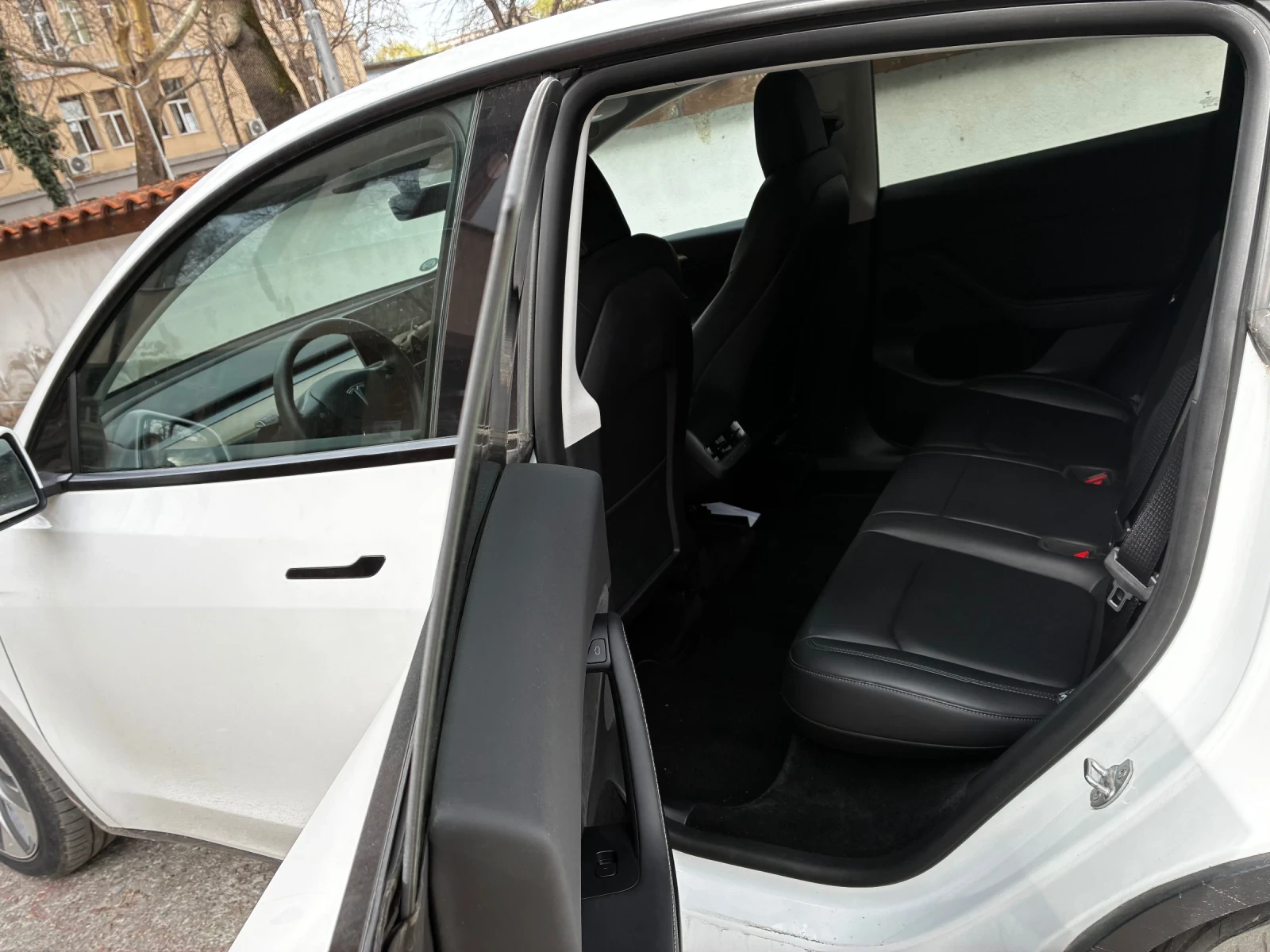 Tesla Model Y Long range HW3 AMD rayzen, снимка 7 - Автомобили и джипове - 53990403