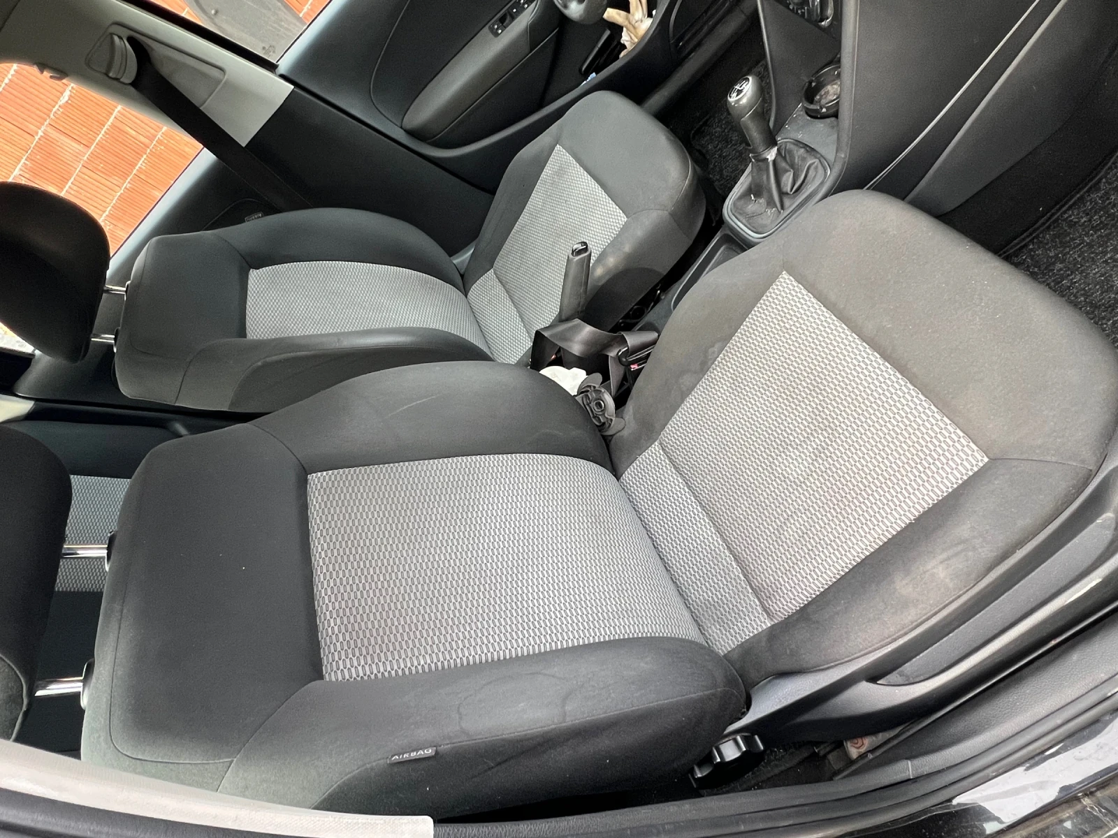 VW Polo 1.6TDi CAY, снимка 6 - Автомобили и джипове - 54136391