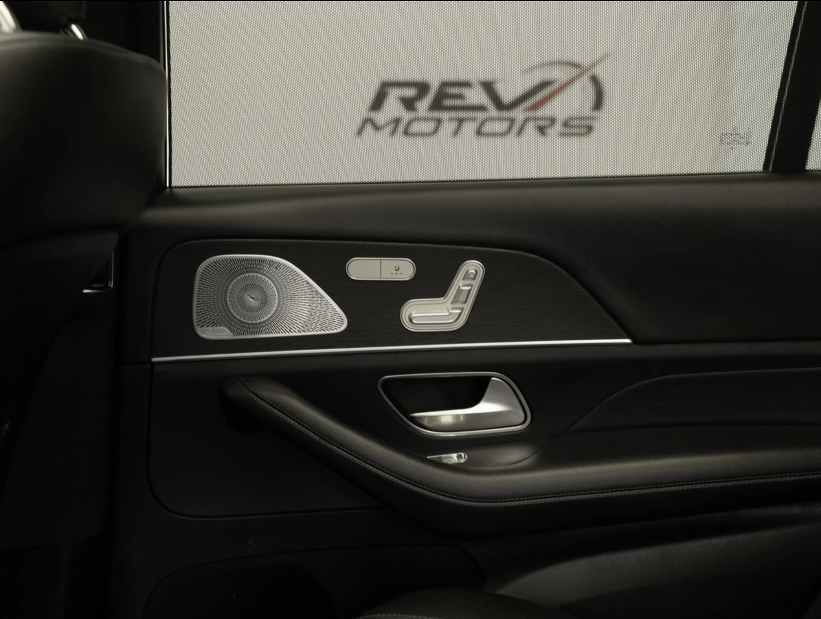 Mercedes-Benz GLS 450 АВТОКРЕДИТ* ЦЕНА БЕЗ АНАЛОГ* , снимка 16 - Автомобили и джипове - 54226368