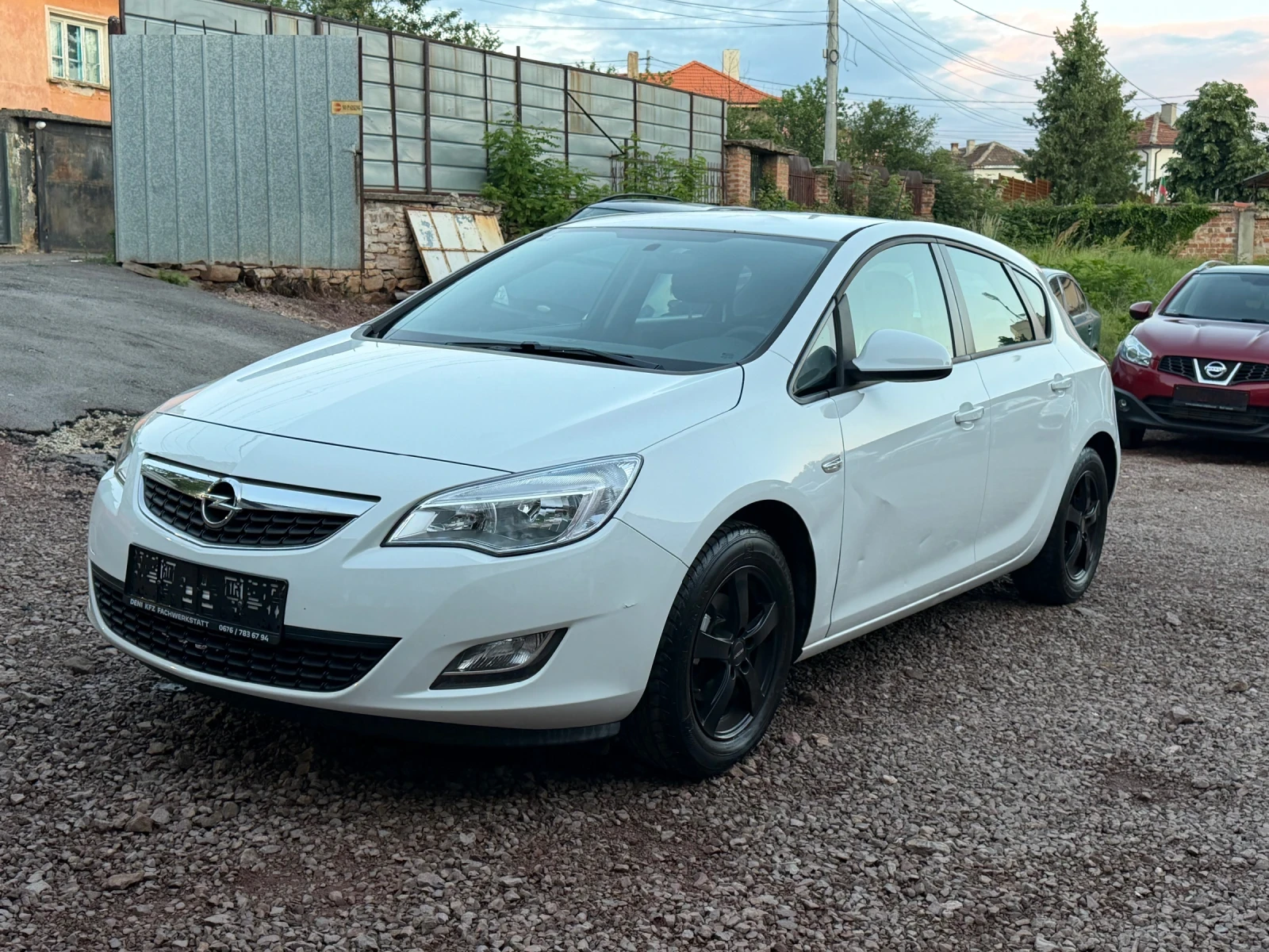 Opel Astra 1.4 100 кс Сервизна история 