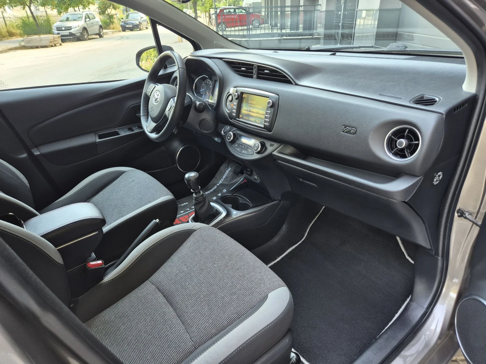 Toyota Yaris 1.5#Y20#, снимка 10 - Автомобили и джипове - 54994482