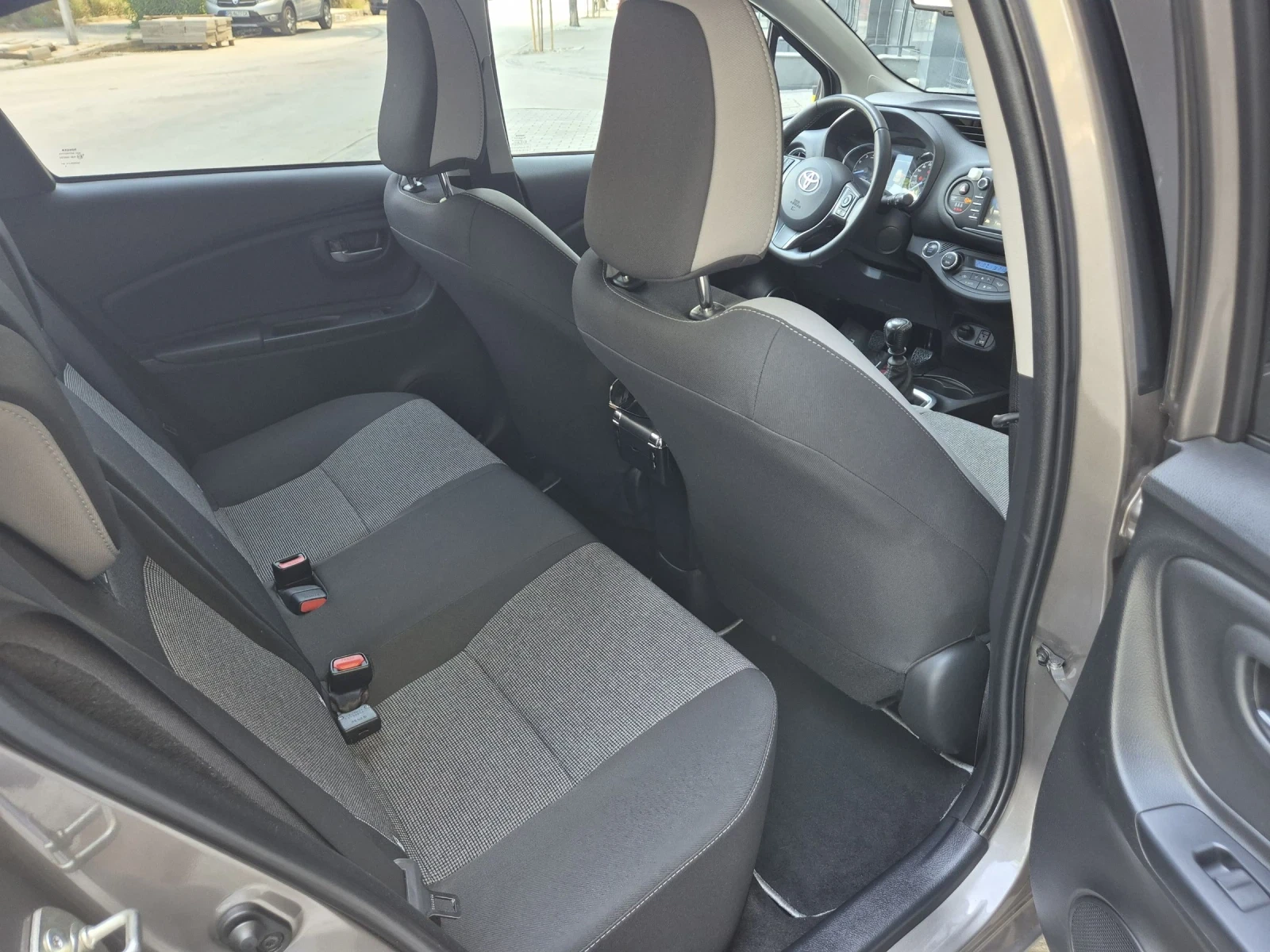 Toyota Yaris 1.5#Y20#, снимка 12 - Автомобили и джипове - 54994482
