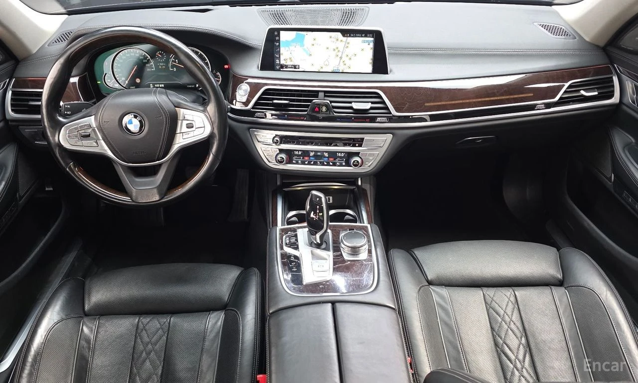 BMW 740 Li* XDRIVE* ОБДУХВАНЕ* HARMON* KARDON* ДИСТРОНИК* , снимка 6 - Автомобили и джипове - 55104112
