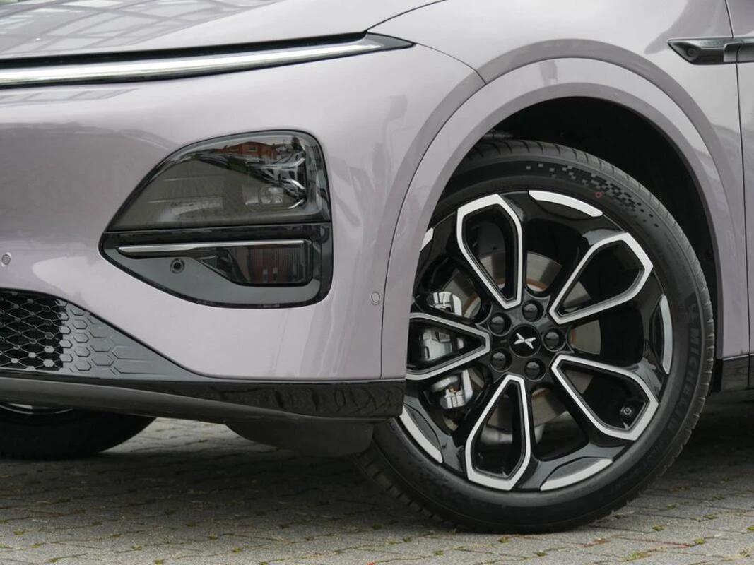Xpeng G6 Performance AWD, снимка 4 - Автомобили и джипове - 55299436