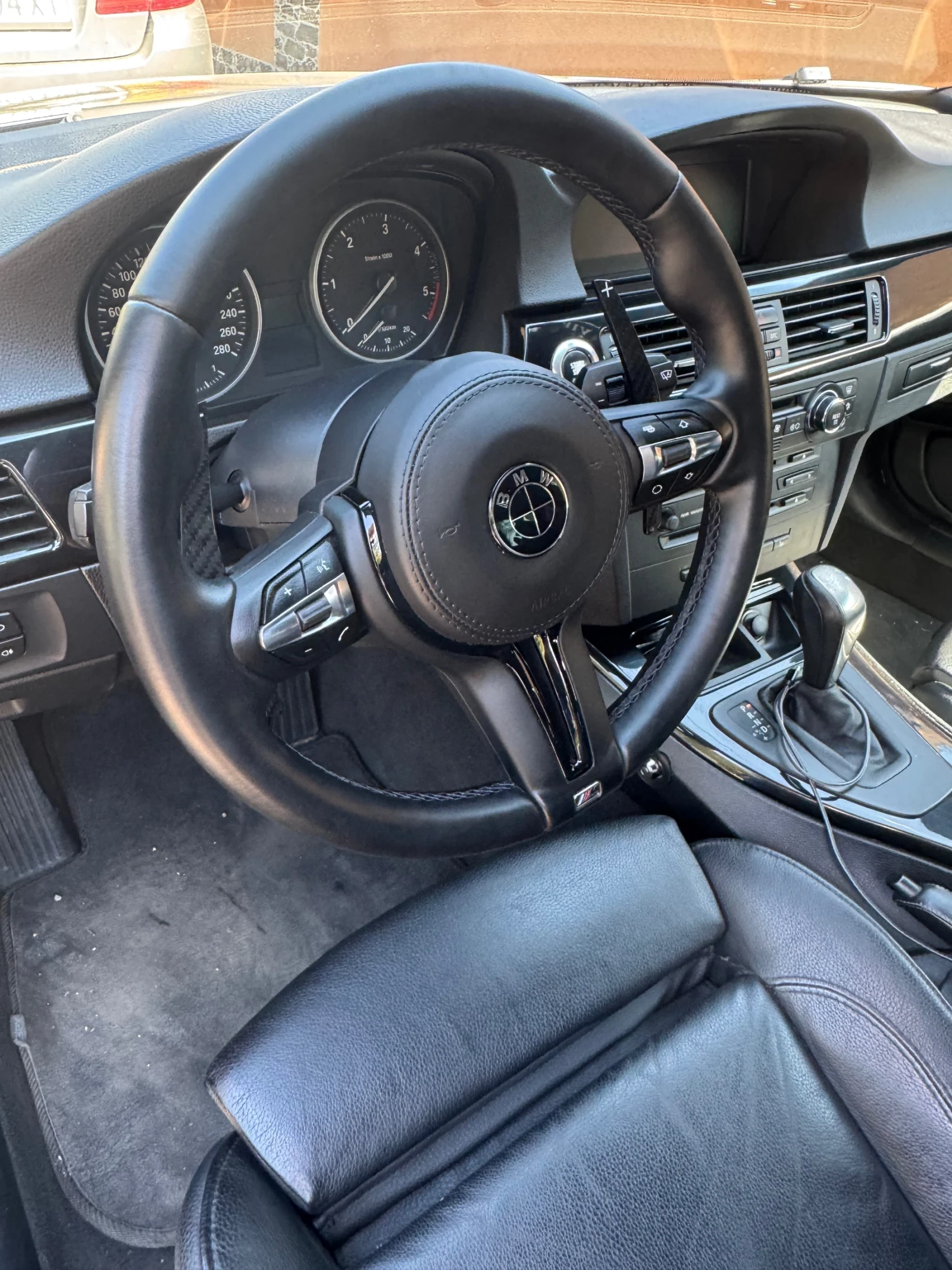BMW 330, снимка 5 - Автомобили и джипове - 55563438