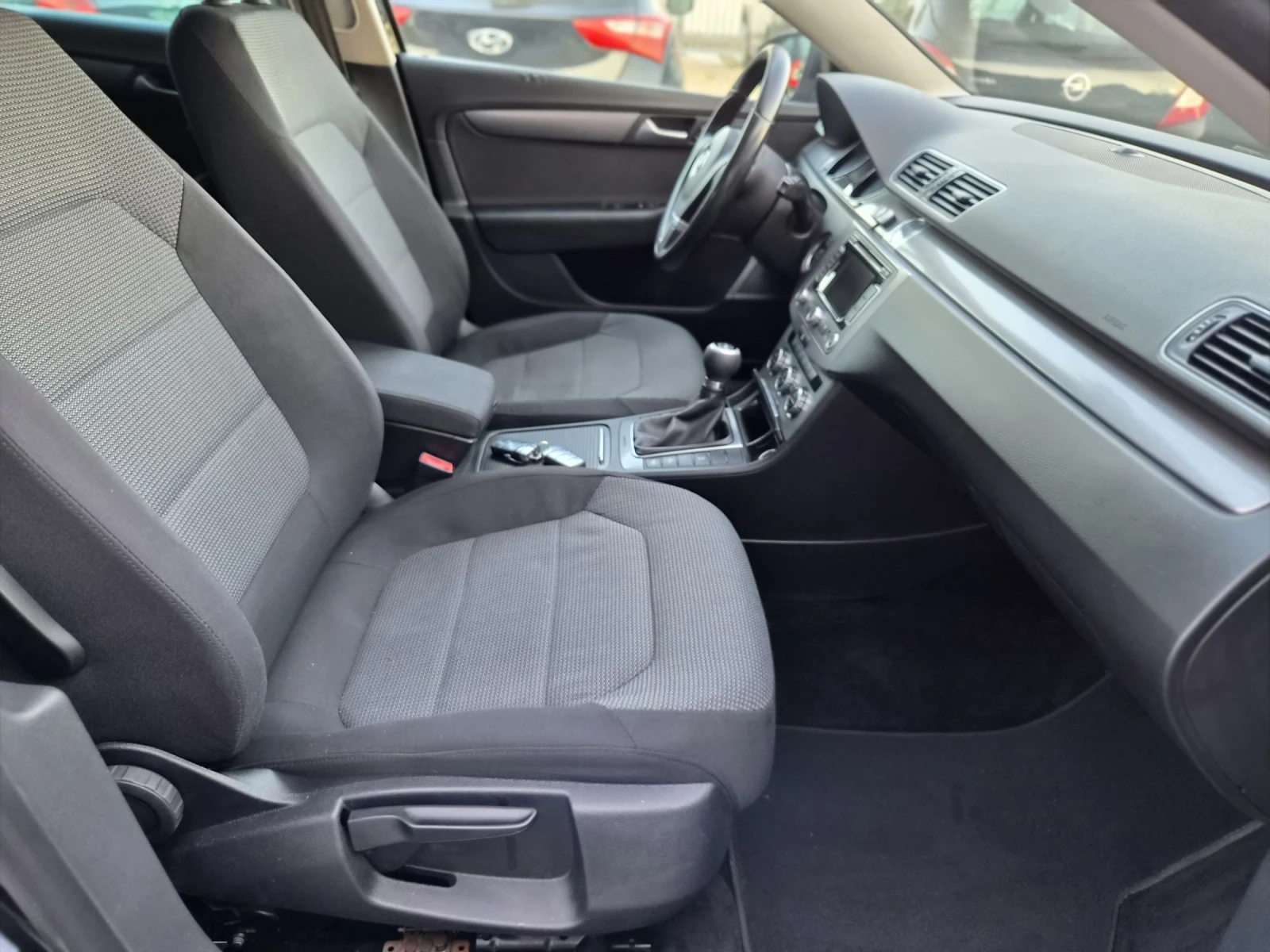 VW Passat 2.0TDI 4X4 EURO5, снимка 9 - Автомобили и джипове - 55607646