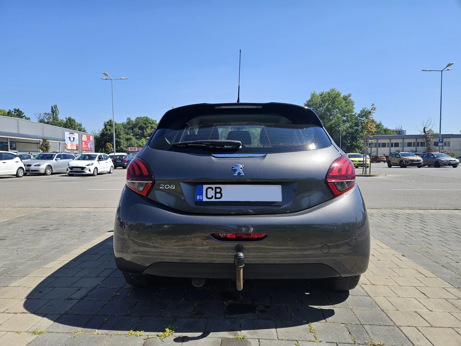 Peugeot 208, снимка 4 - Автомобили и джипове - 55831487