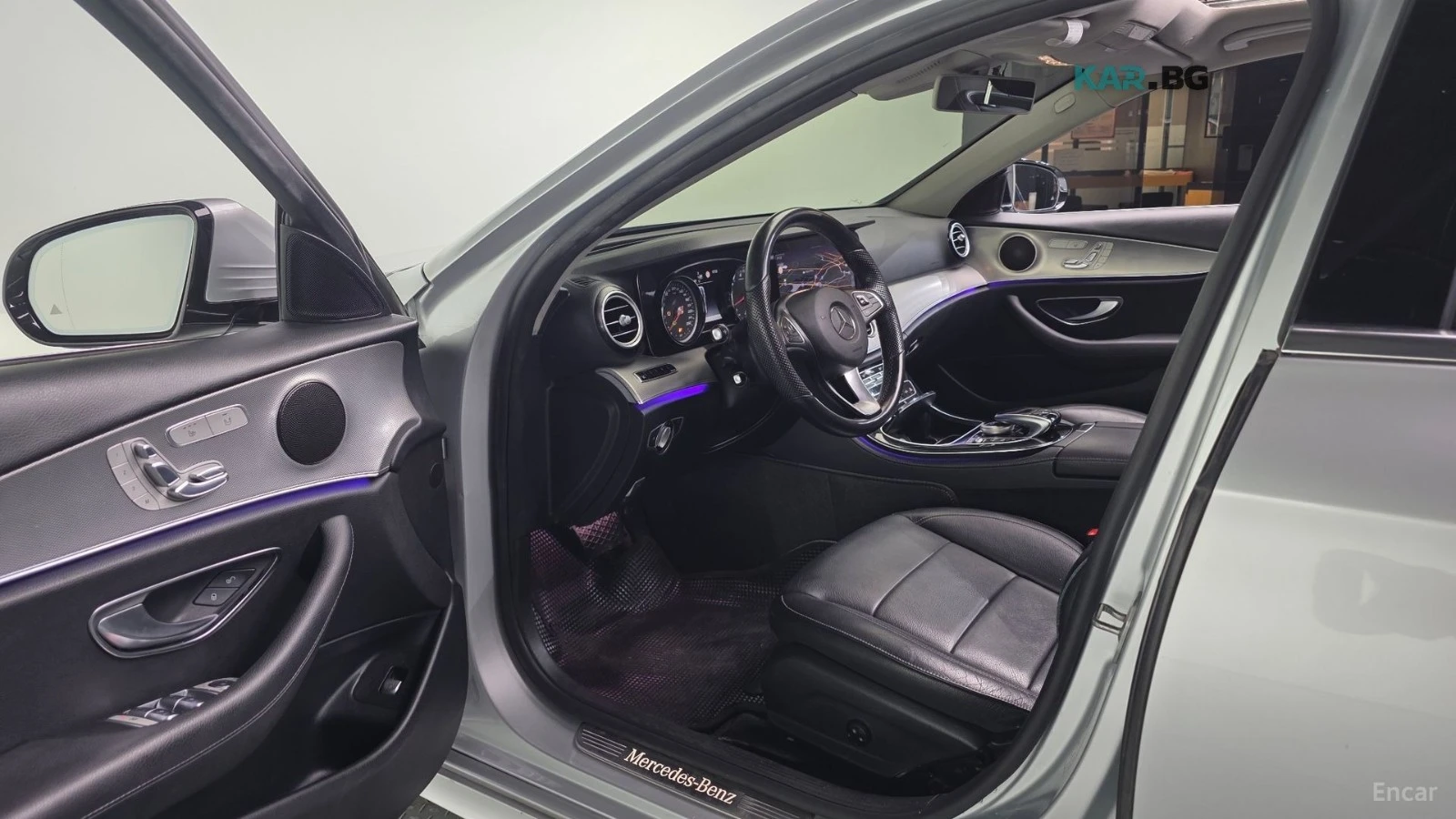 Mercedes-Benz E 200, снимка 6 - Автомобили и джипове - 56092163