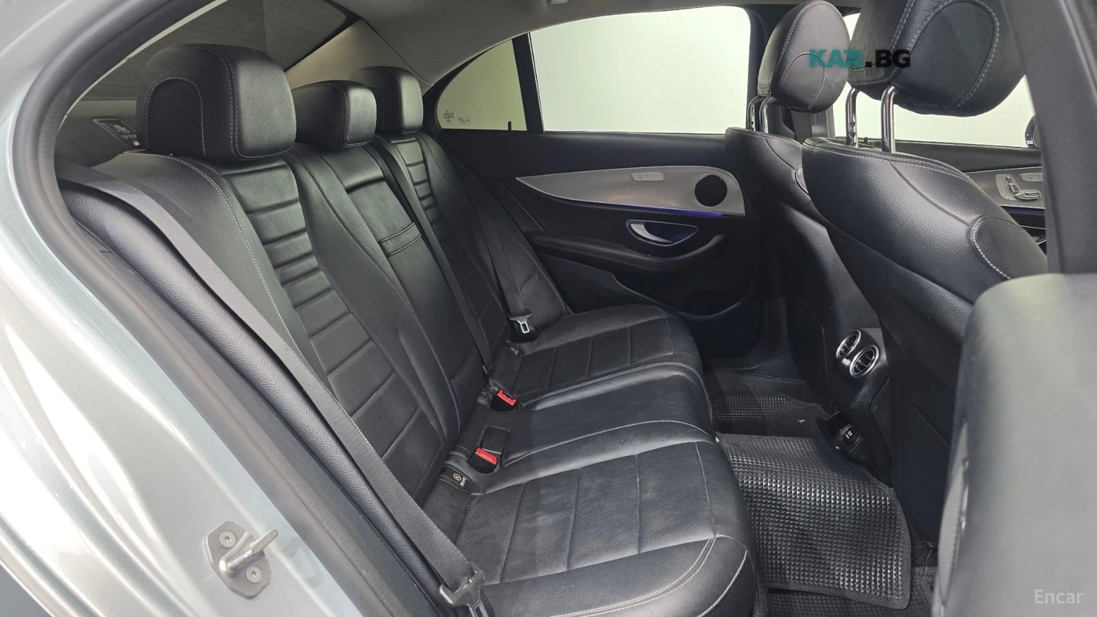 Mercedes-Benz E 200, снимка 8 - Автомобили и джипове - 56092163
