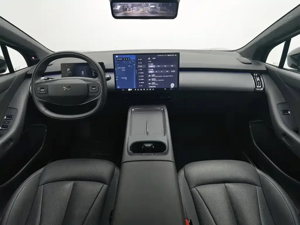 Xpeng P7 Ultra Long Range Max Flagship Edition 2025 RWD, снимка 5 - Автомобили и джипове - 56662394