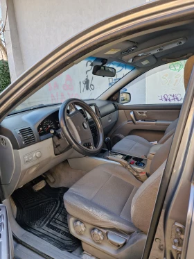 Kia Sorento лек автомобил, снимка 11