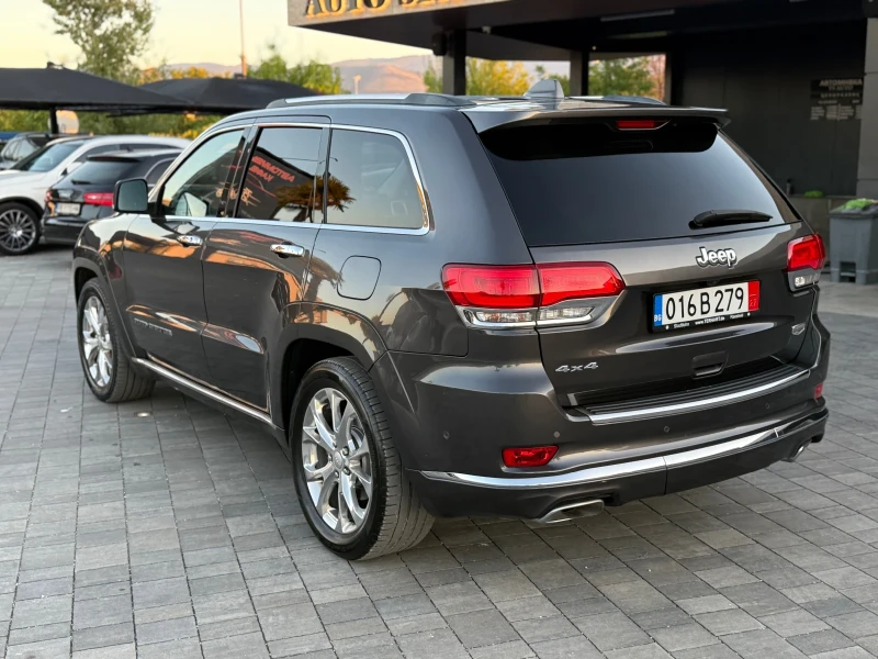 Jeep Grand cherokee SUMMIT 2020г Панорама= Алкантара= Фул Екстри, снимка 6 - Автомобили и джипове - 51198665