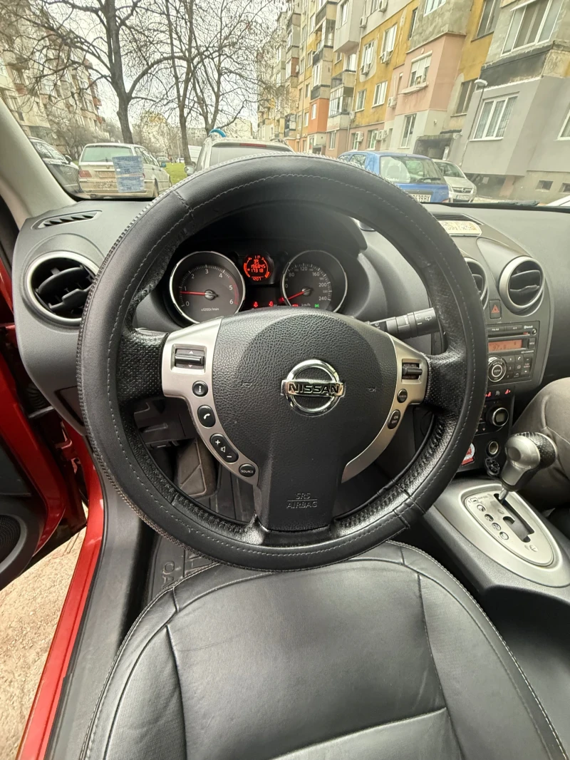 Nissan Qashqai, снимка 7 - Автомобили и джипове - 53488345