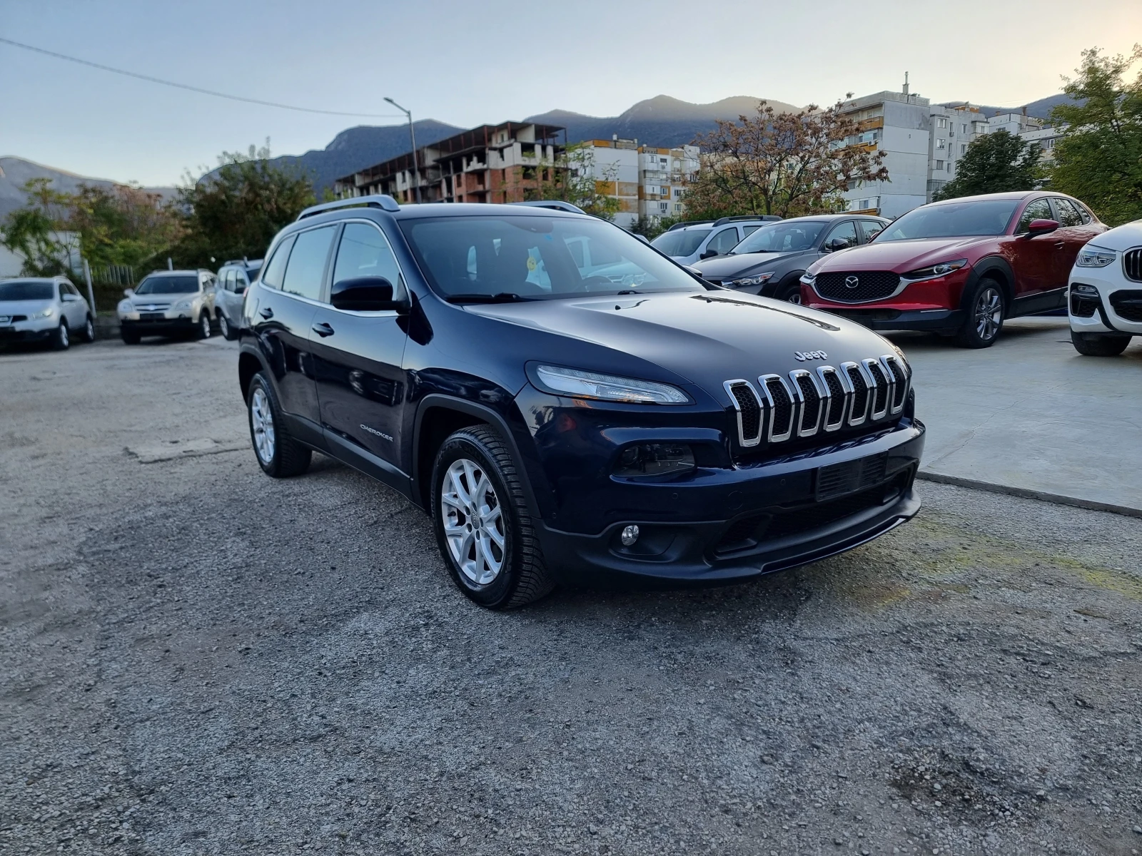 Jeep Cherokee 2.0L M-JET - изображение 8