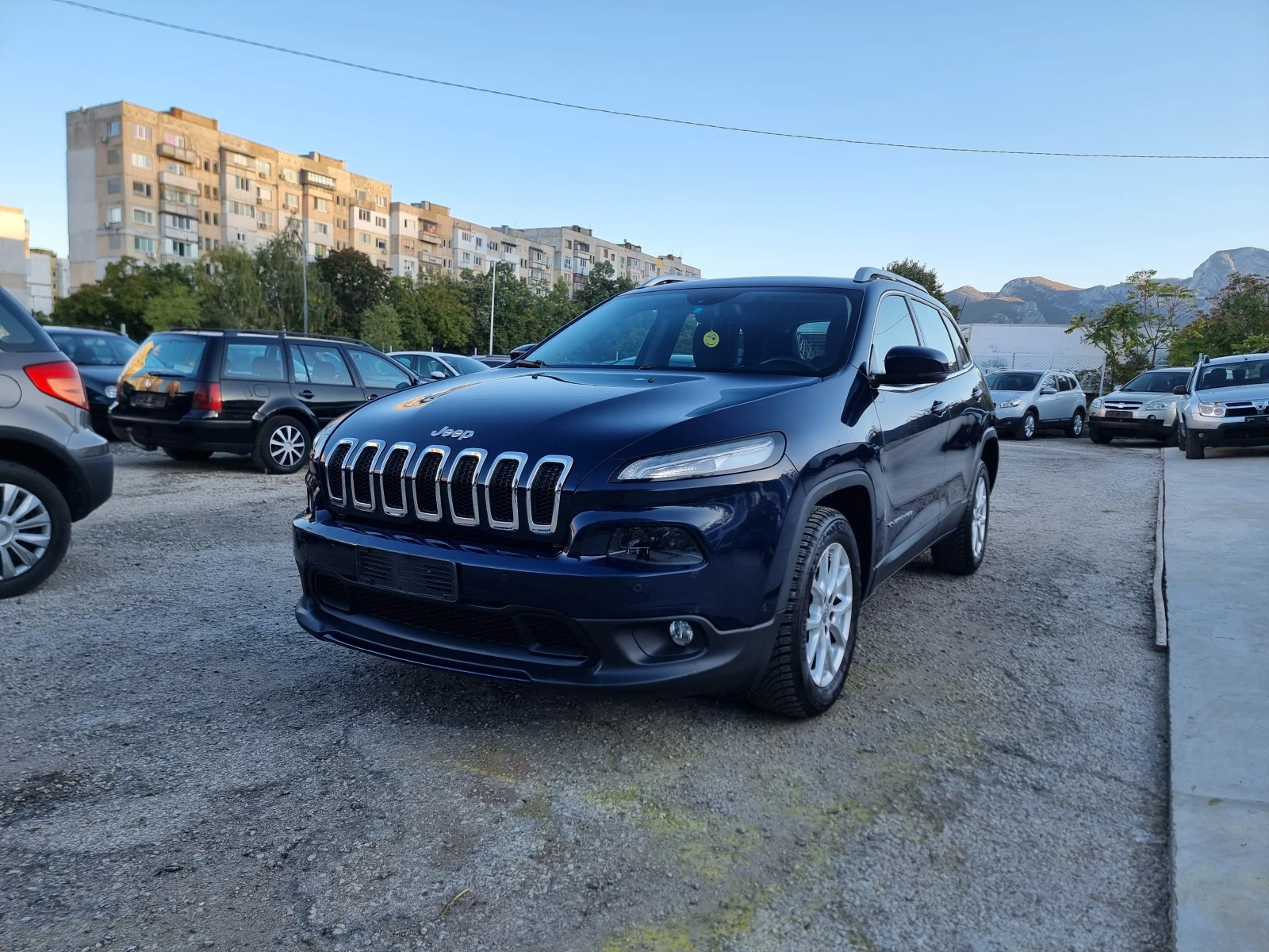 Jeep Cherokee 2.0L M-JET - изображение 2