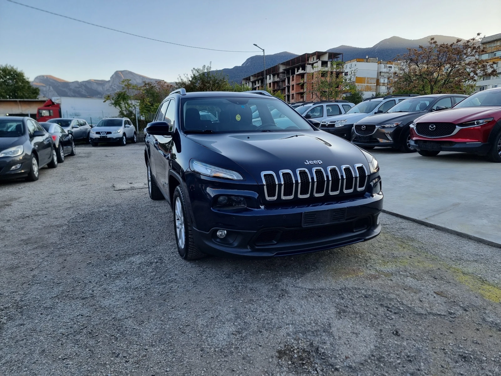 Jeep Cherokee 2.0L M-JET - изображение 9