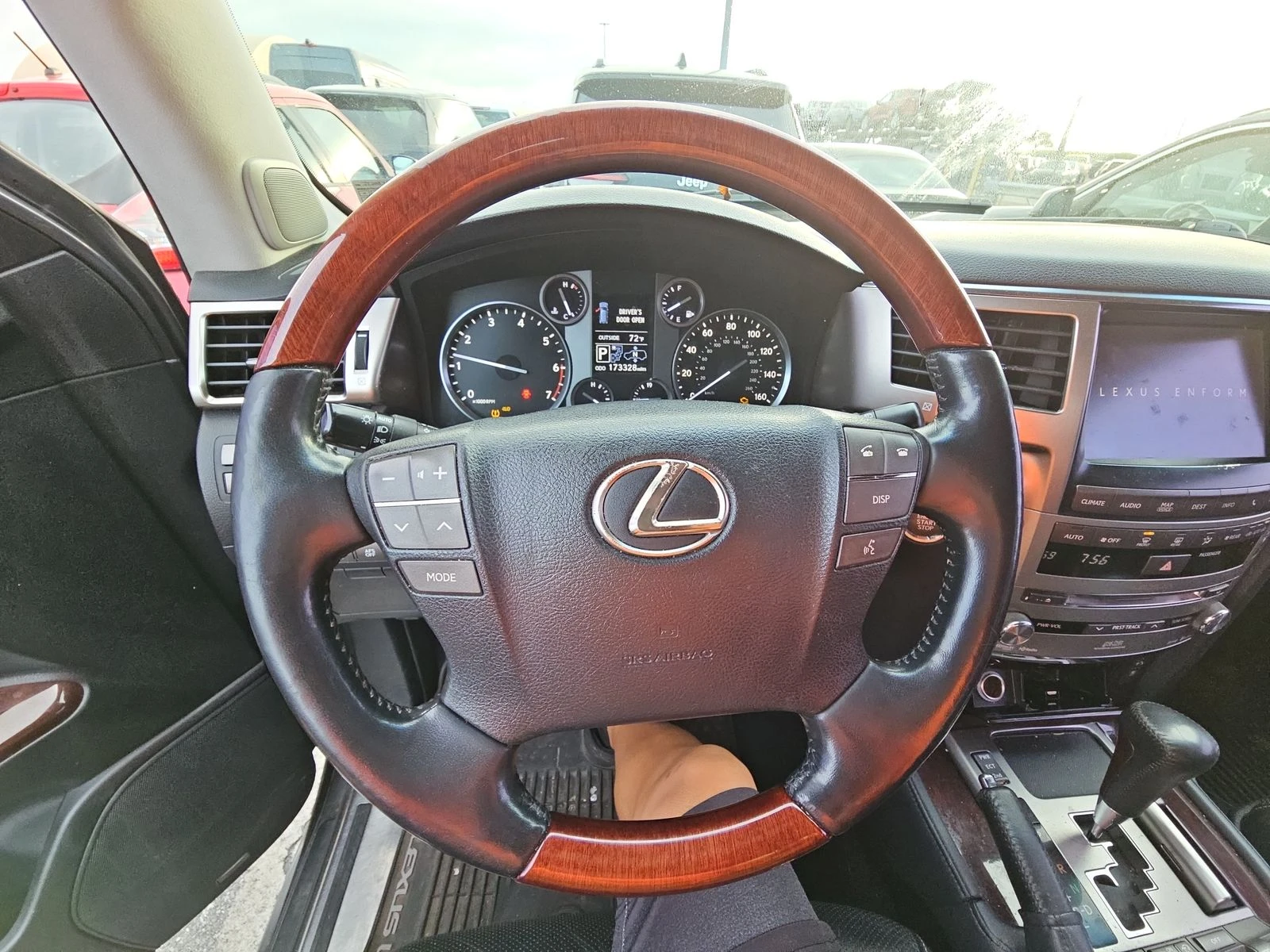 Lexus LX 570 2013 Lexus LX 570 - изображение 8