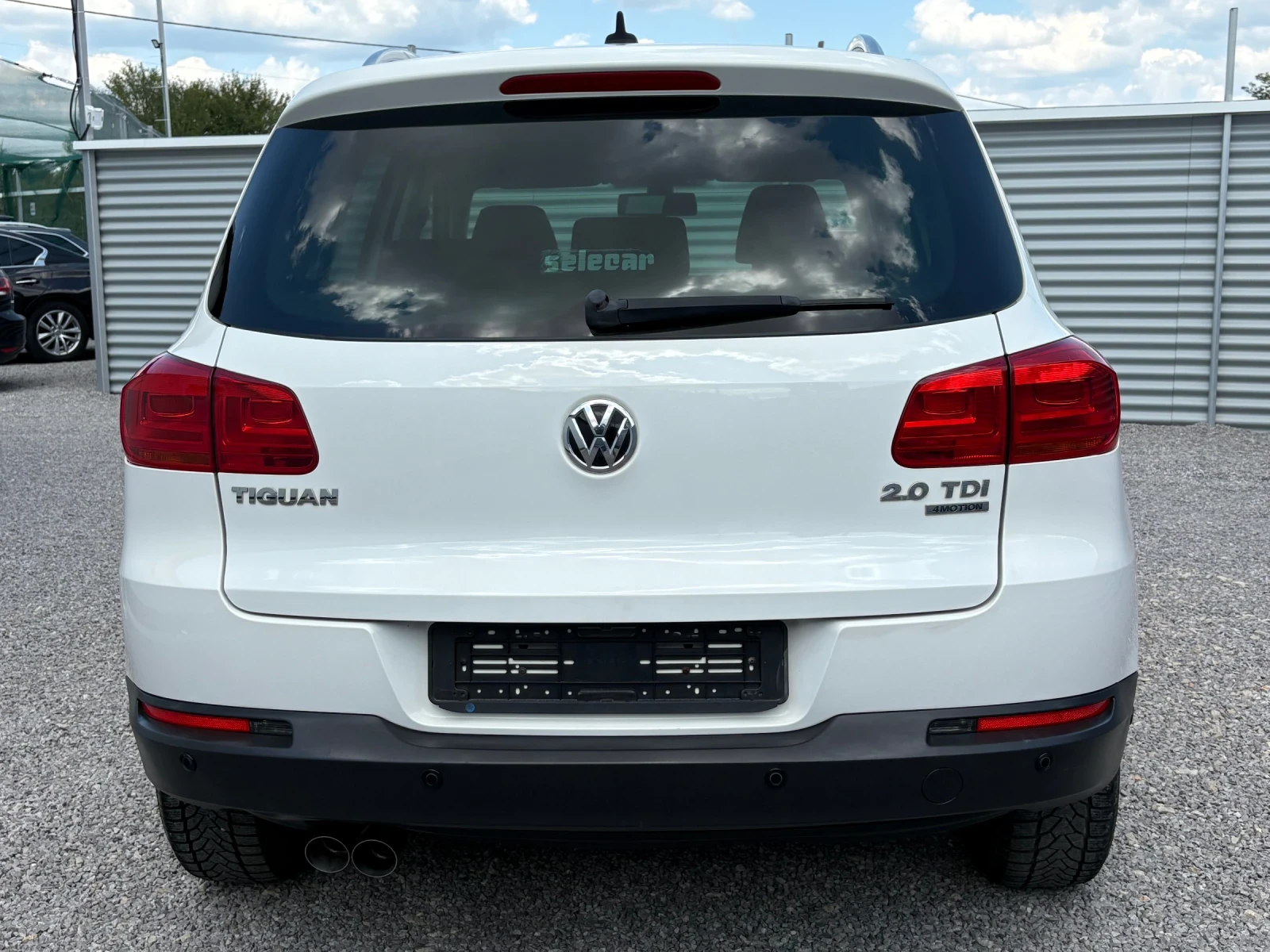 VW Tiguan 2 0TDI-4x4-АВТОМАТИК-HI-LINE - изображение 6