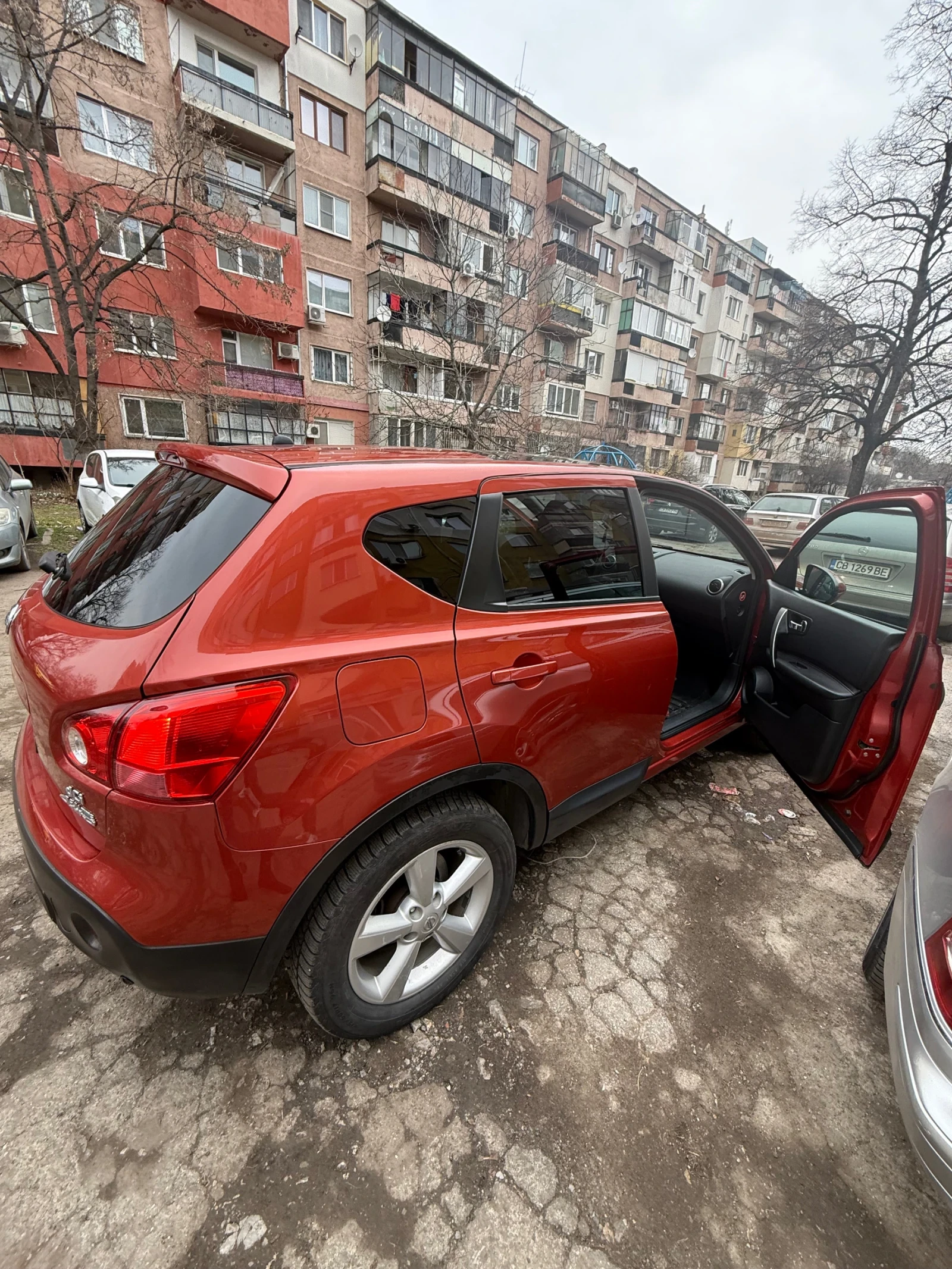 Nissan Qashqai, снимка 3 - Автомобили и джипове - 53488345