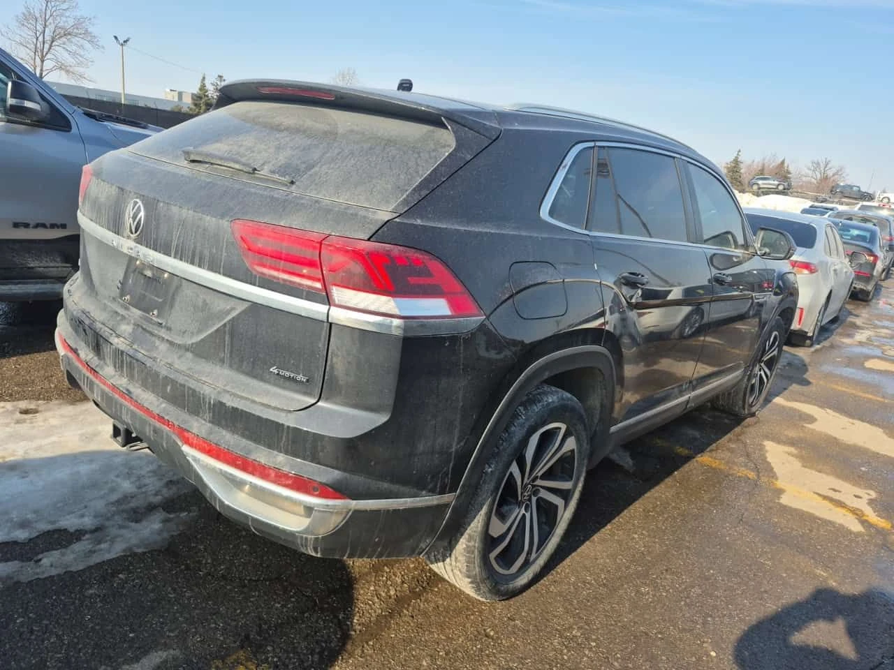 VW Atlas HIGHLINE  CARFAX, снимка 3 - Автомобили и джипове - 53915480