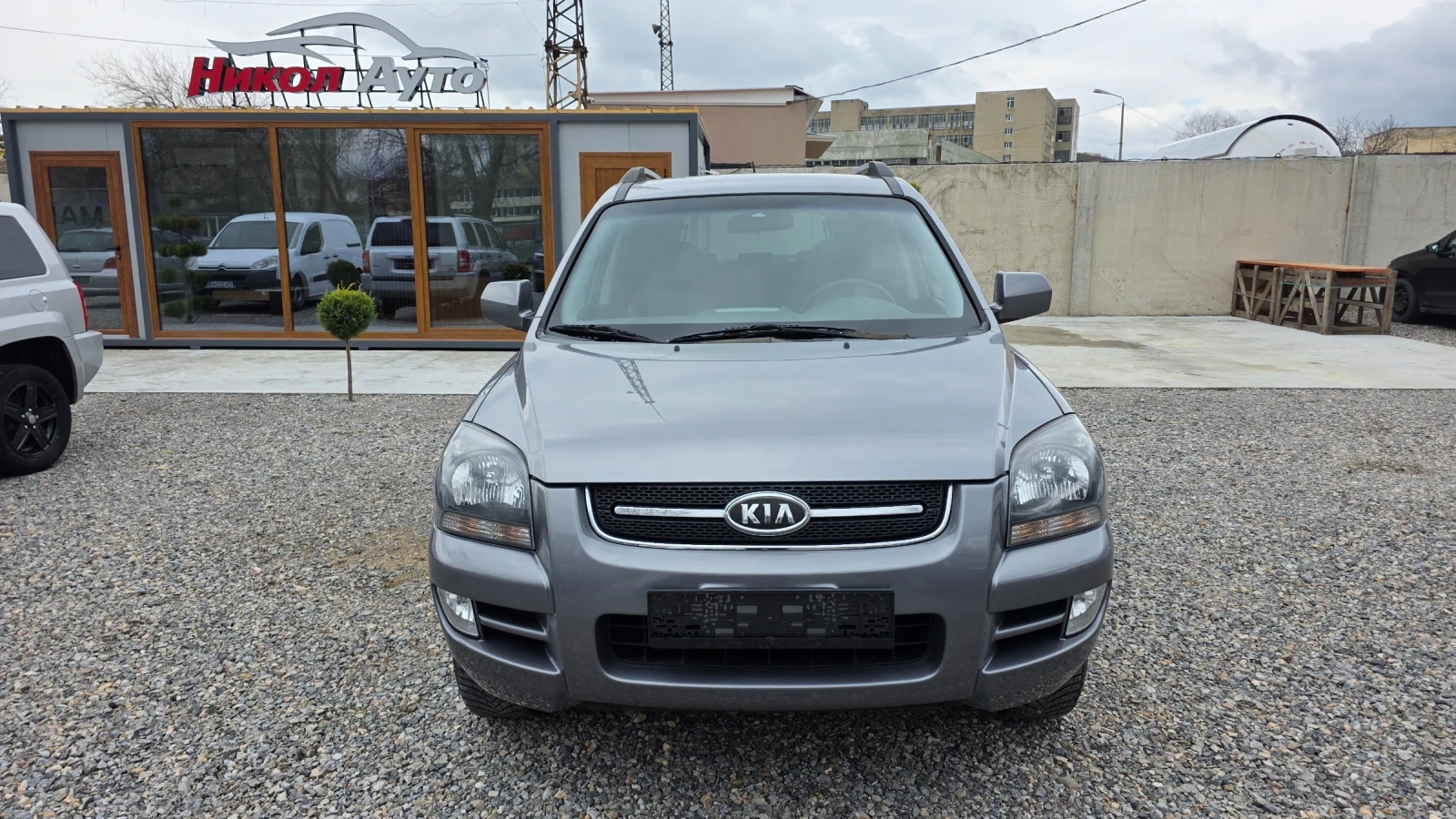 Kia Sportage 2.0i ГАЗ , снимка 2 - Автомобили и джипове - 54029555