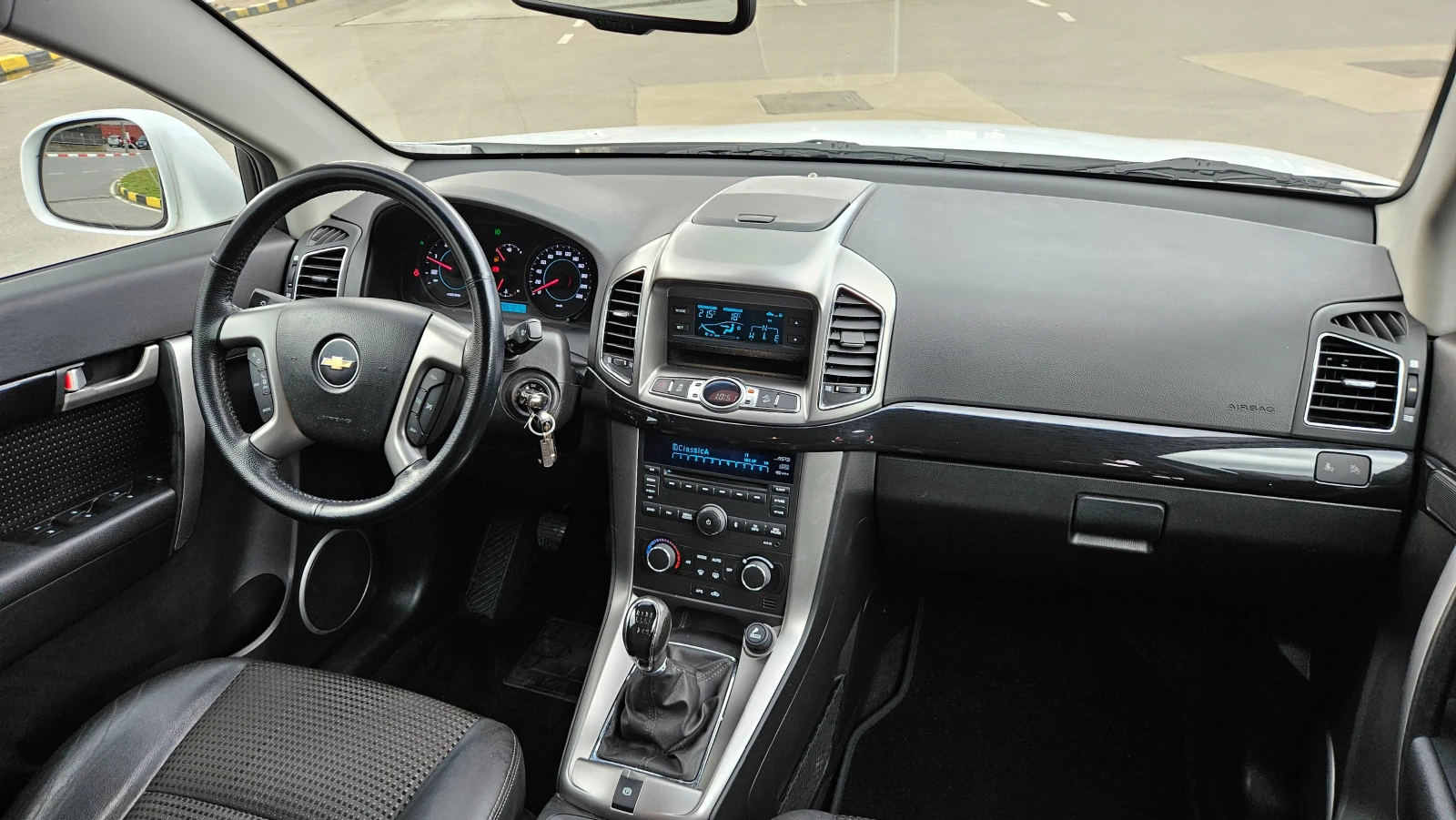 Chevrolet Captiva 2.2 KOJA/KLIMATRON/7mesta/FACELIFT, снимка 11 - Автомобили и джипове - 54899558