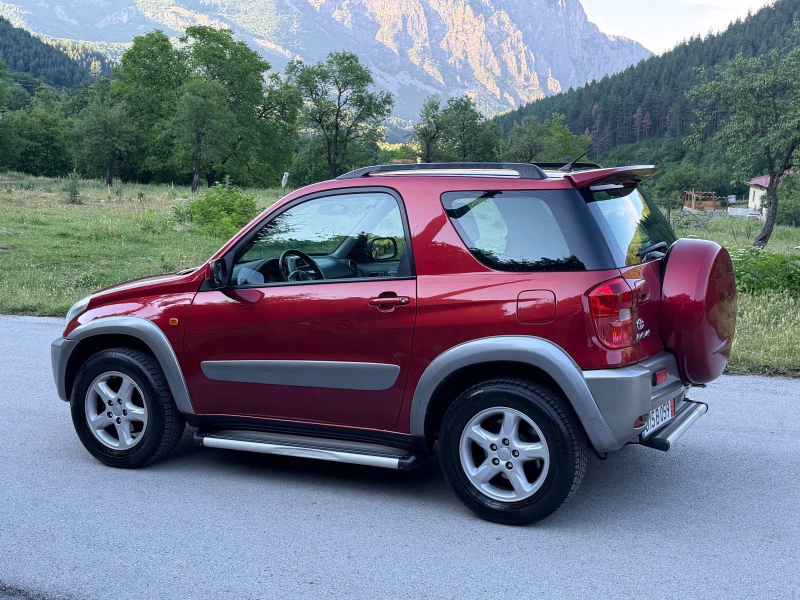 Toyota Rav4 2.0i Швейцария, снимка 6 - Автомобили и джипове - 55051985