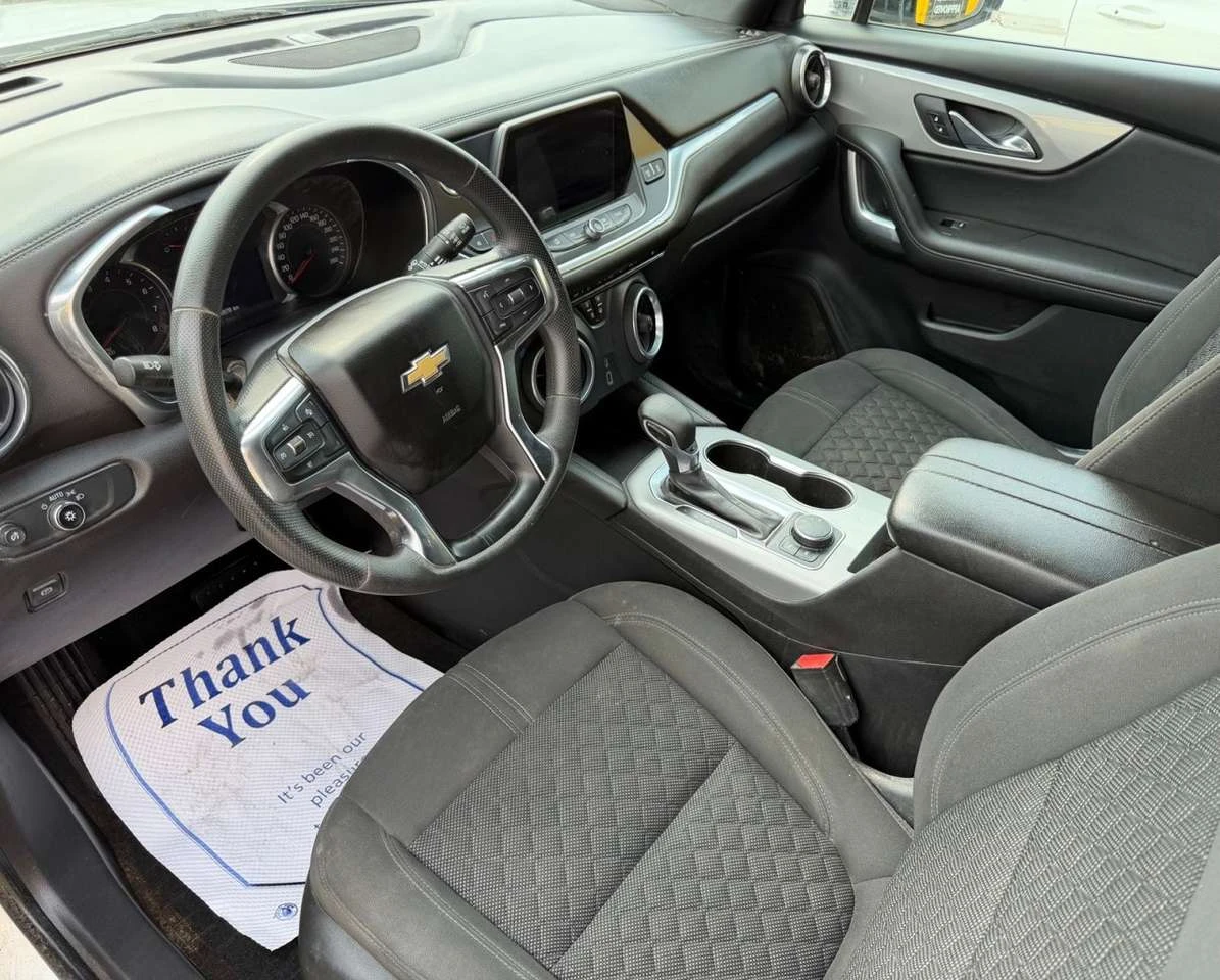 Chevrolet Blazer LT - V6! BACKUP CAMERA! HEATED SEATS! | Mobile.bg � ����������� 10
