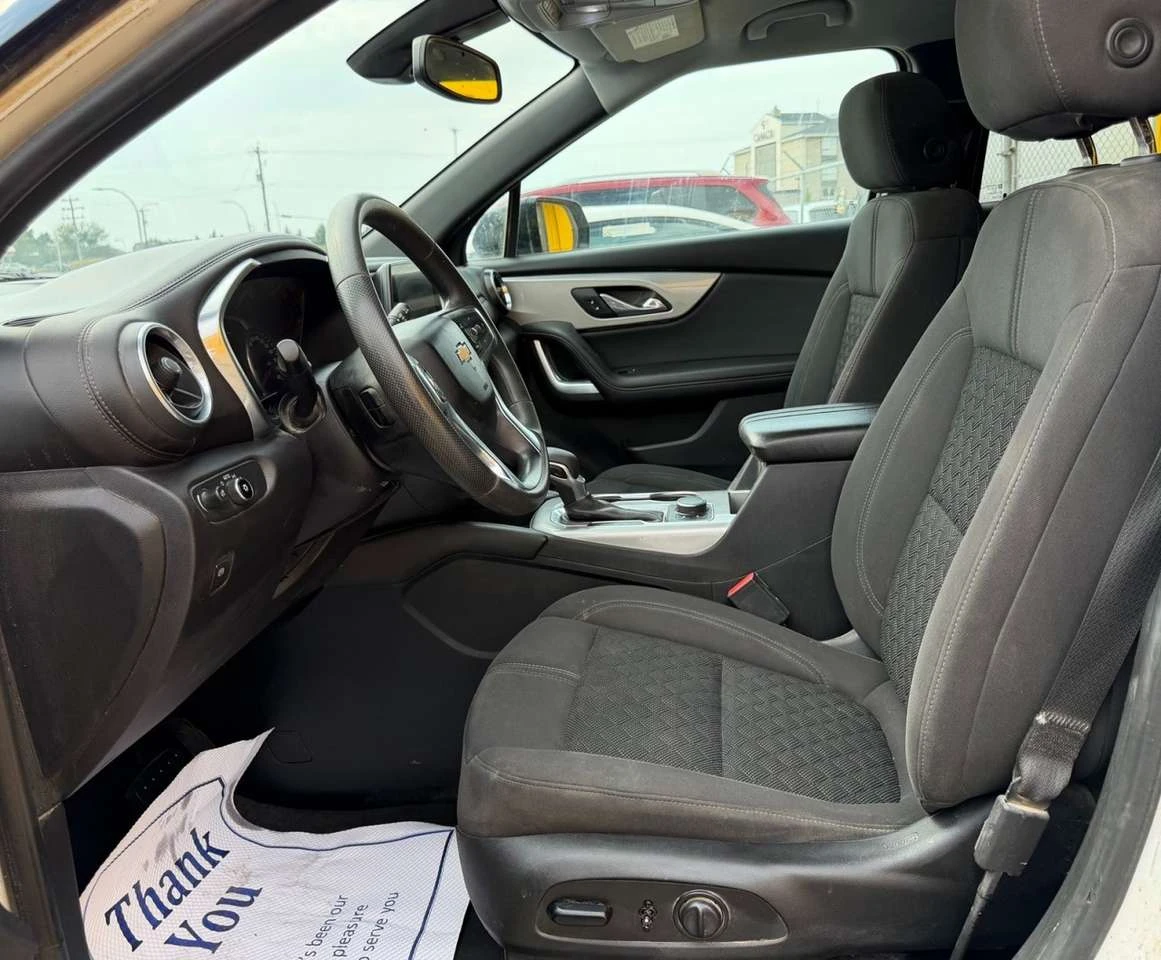Chevrolet Blazer LT - V6! BACKUP CAMERA! HEATED SEATS! | Mobile.bg � ����������� 11