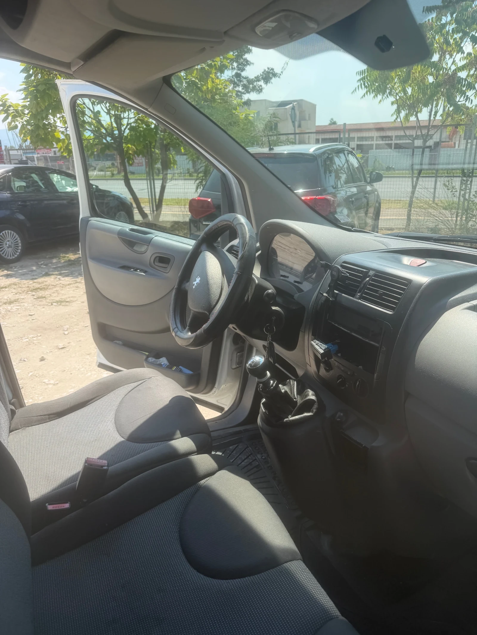 Peugeot Expert, снимка 7 - Бусове и автобуси - 55871523