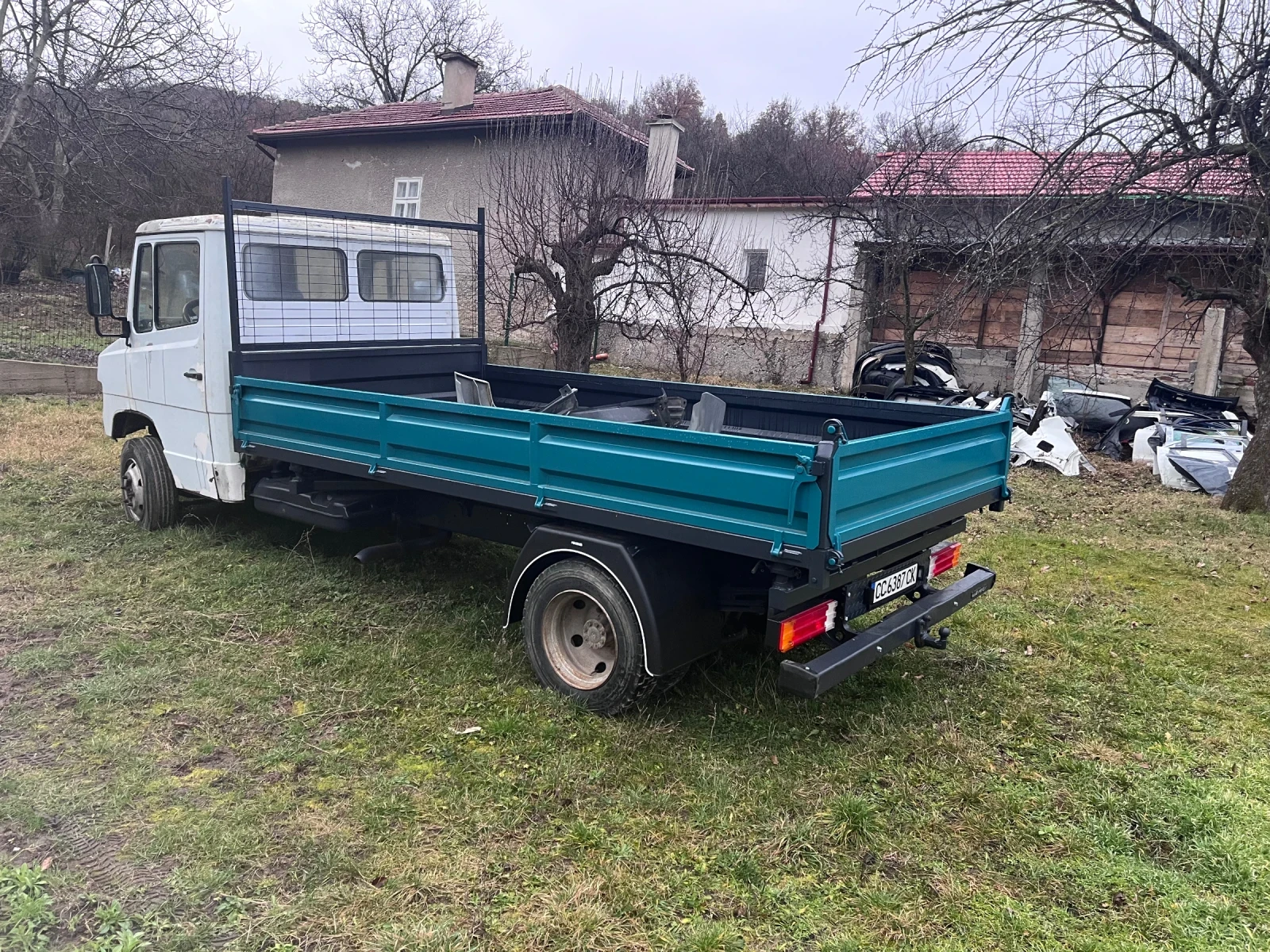 Mercedes-Benz 814 Чисто нова уредба., снимка 5 - Камиони - 53996602