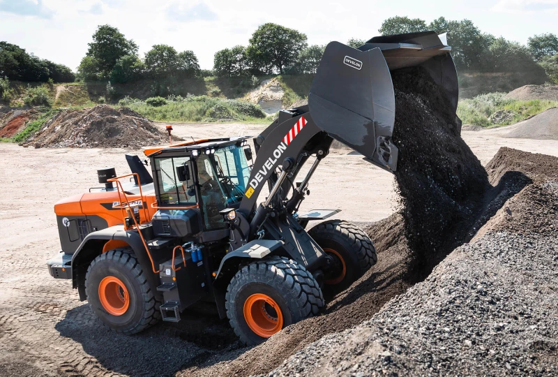 Челен товарач Develon DL420-7, снимка 3 - Индустриална техника - 22539912