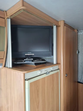 Кемпер HYMER / ERIBA HYMER B644 Classic, снимка 10
