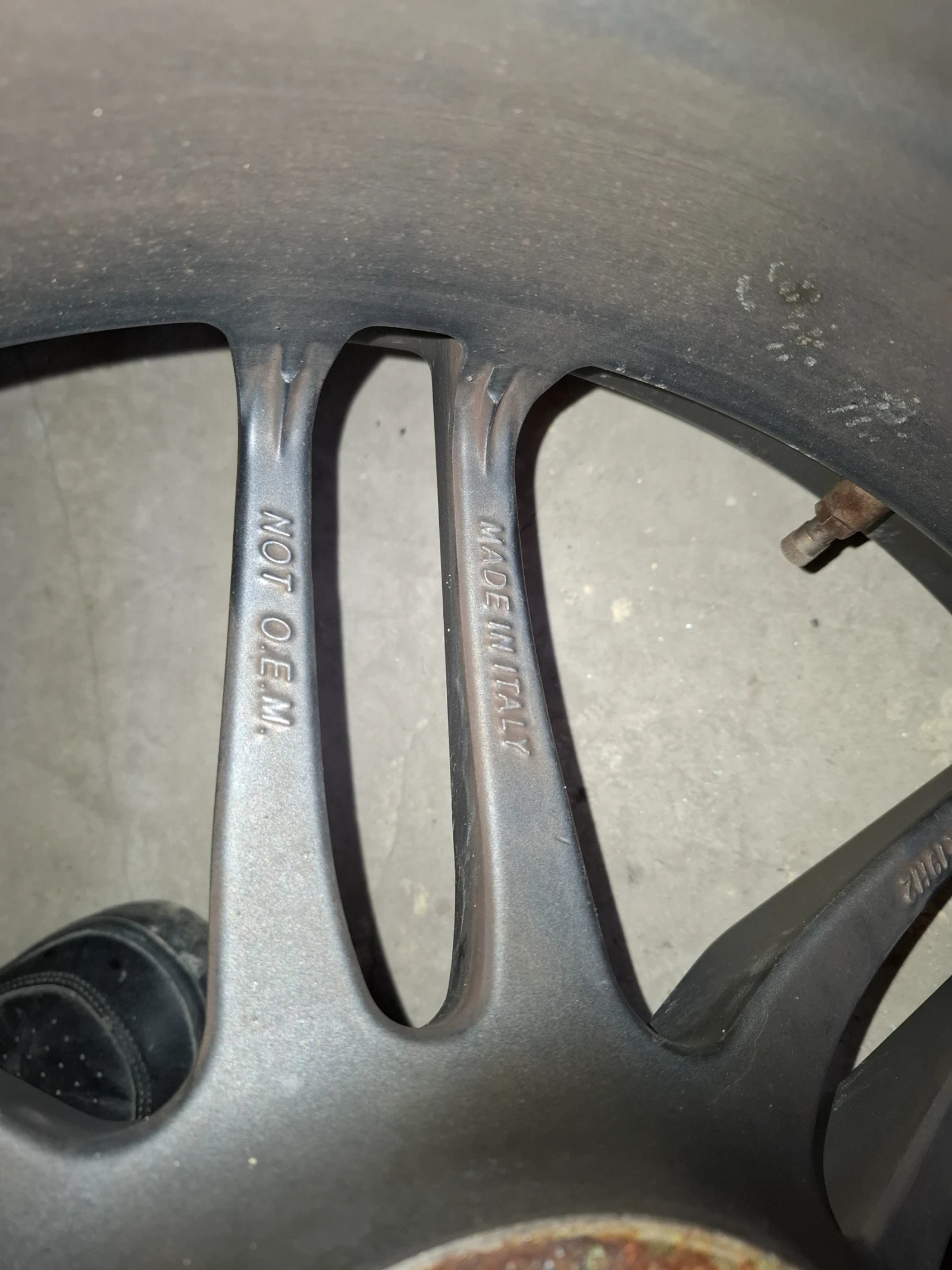    235/35R19 | Mobile.bg   8