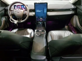 Ford Mustang Mach-E Premium, снимка 8