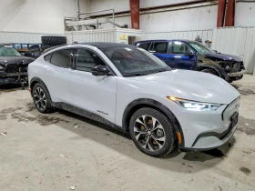 Ford Mustang Mach-E Premium, снимка 3