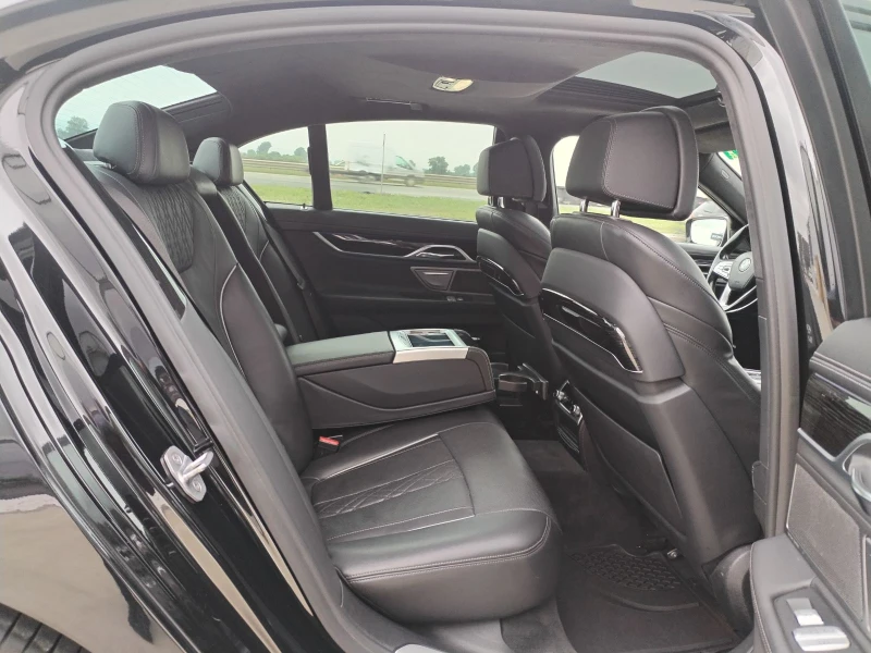 BMW 740 X-Drive | Head-Up | M Sport | Harman Kardon, снимка 10 - Автомобили и джипове - 52542991