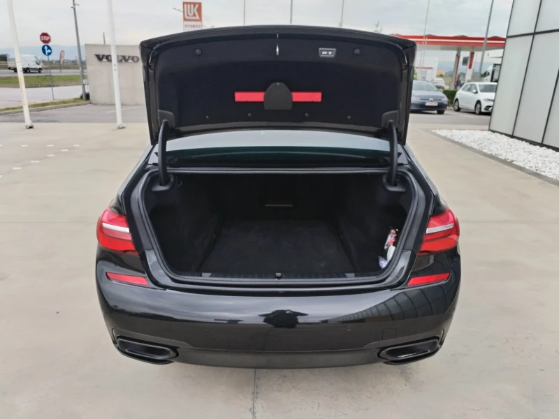 BMW 740 X-Drive | Head-Up | M Sport | Harman Kardon, снимка 8 - Автомобили и джипове - 52542991