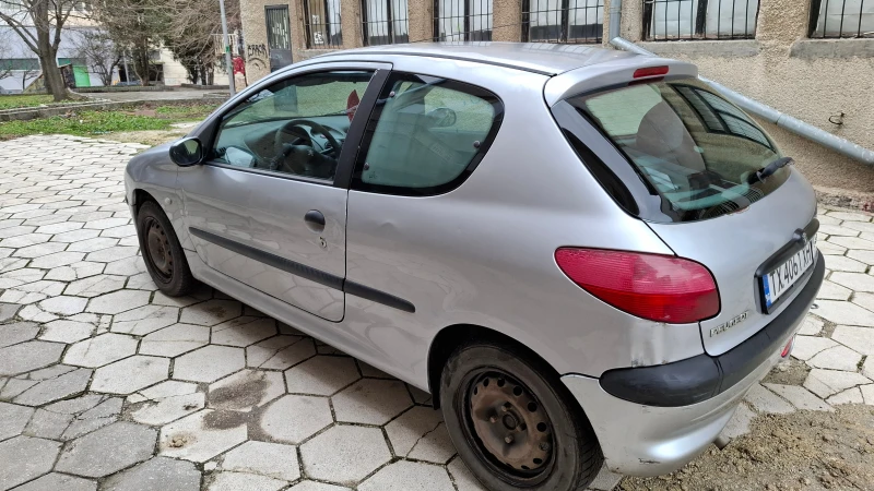 Peugeot 206, снимка 6 - Автомобили и джипове - 48648390