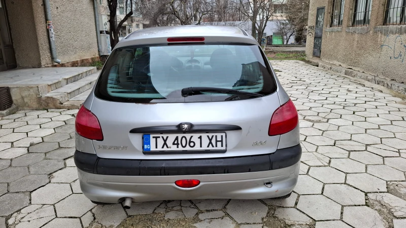 Peugeot 206, снимка 5 - Автомобили и джипове - 48648390