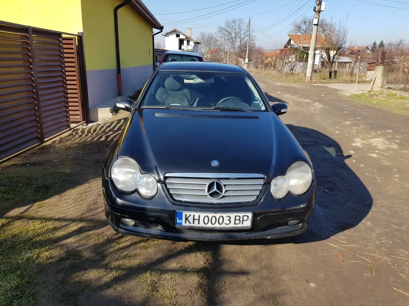 Mercedes-Benz C 220, снимка 1 - Автомобили и джипове - 48905227