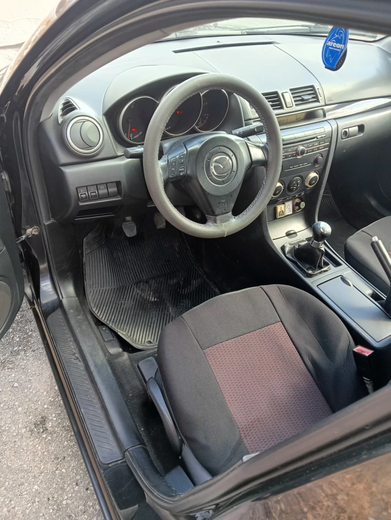 Mazda 3, снимка 8 - Автомобили и джипове - 49243608