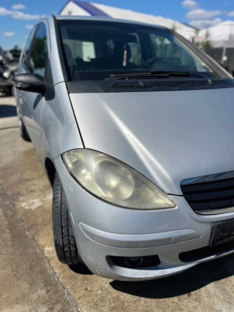 Mercedes-Benz A 180, снимка 13 - Автомобили и джипове - 51568914